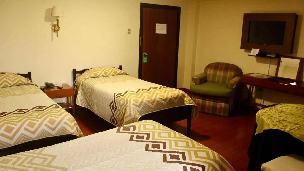 Hotel 6 De Diciembre Quito