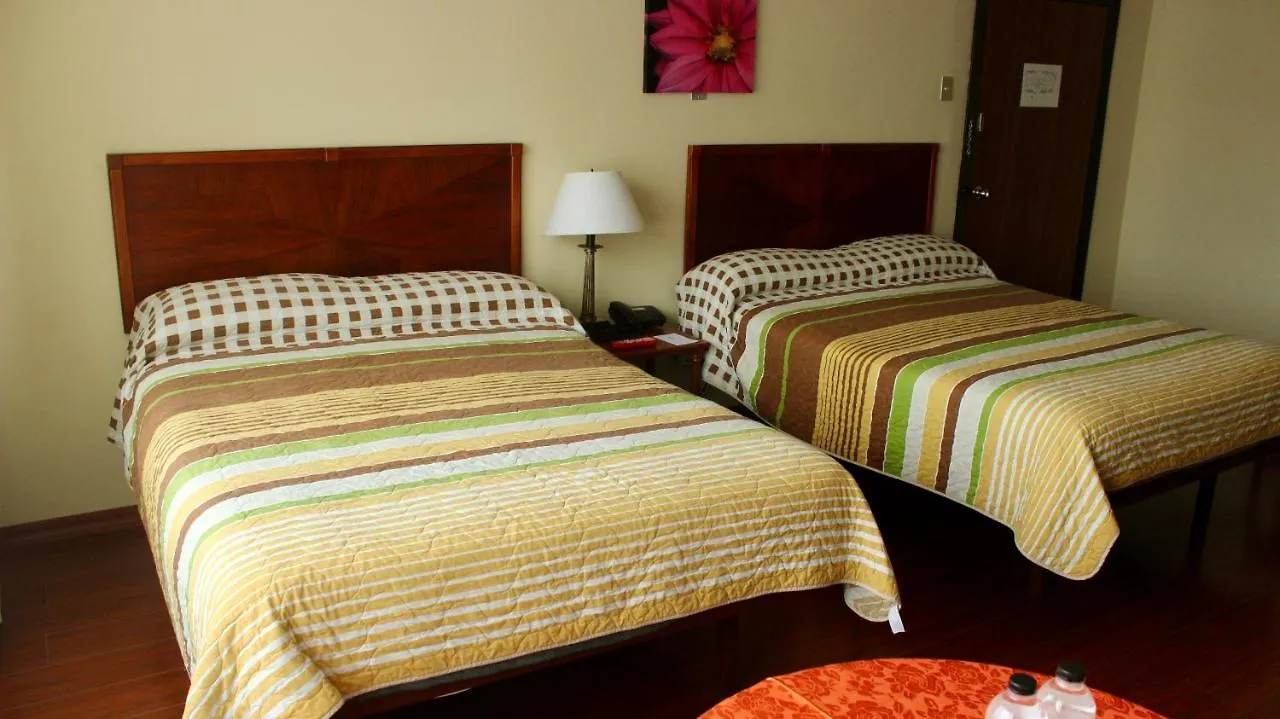 Hotel 6 De Diciembre Quito 3*,  Ecuador