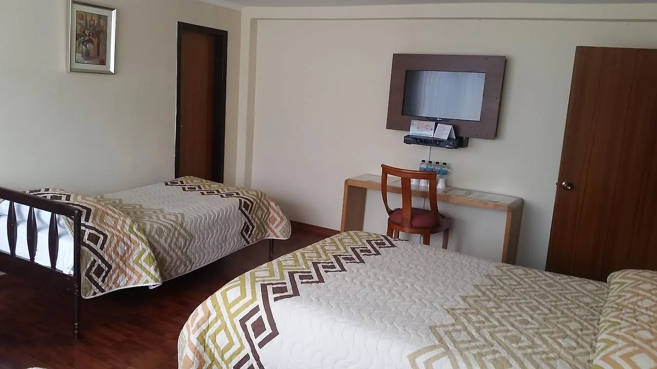 Hotel 6 De Diciembre Quito