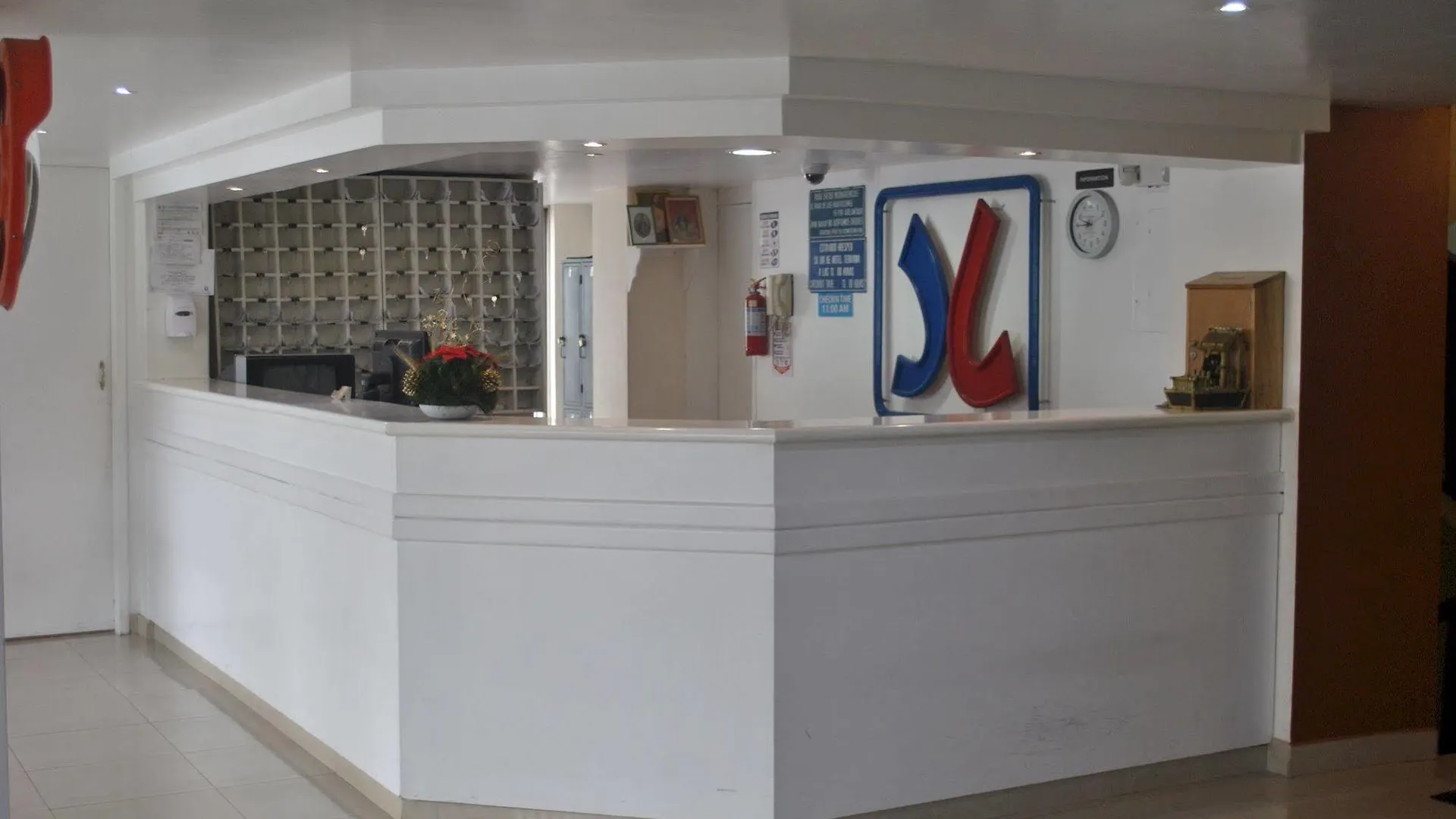 Hotel 6 De Diciembre Quito