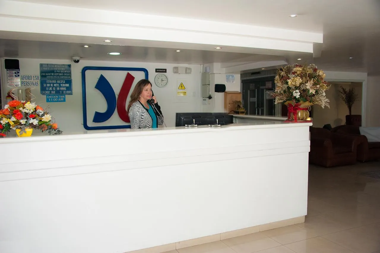 Hotel 6 De Diciembre 키토
